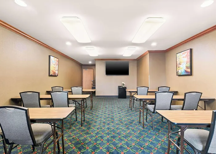 Hotel Western Legacy & Beloit/south Beloit