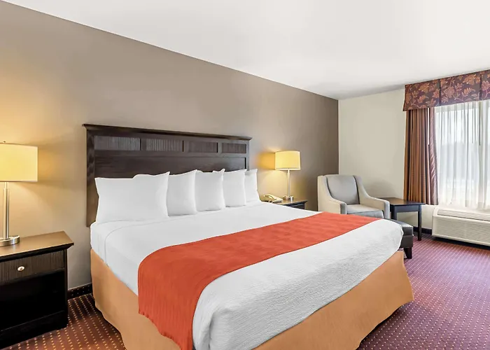 Western Legacy & Beloit/south Beloit Hotel 3*