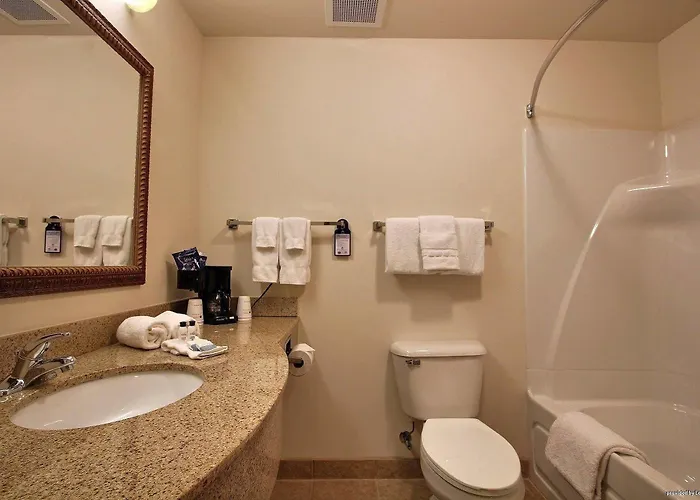 Western Legacy & Beloit/south Beloit Hotel 3*
